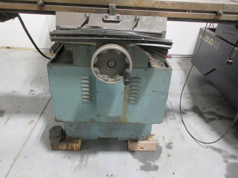 Trak DPM Bed Mill with A.G.E 3 Control Unit, 2 Axis CNC with Power Quill and Z axis Scale- Auction Item