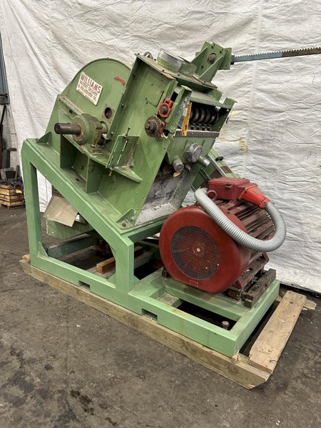 220 HP WILLIAMS CRUSHER: STOCK #77697