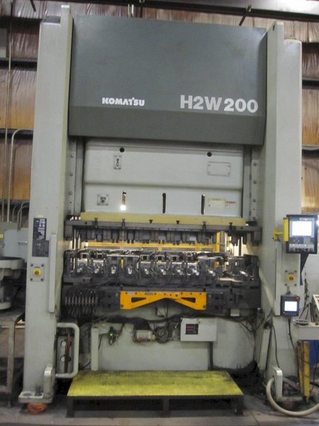 Komatsu Dual Servo Model H2W200 200T Straightside Press