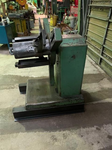 2500 L X 18&quot; American Steel Line Non Motorized Uncoiler