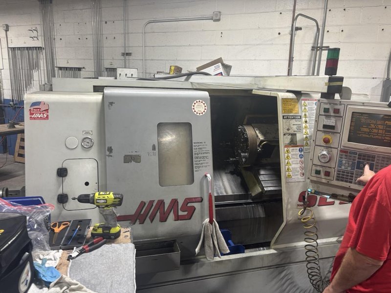 Haas SL-20 CNC Lathe, 1999 – Parts Catcher, VDI Turret,