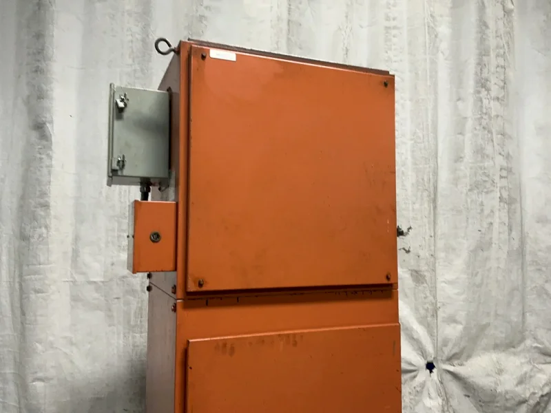 DUST COLLECTOR