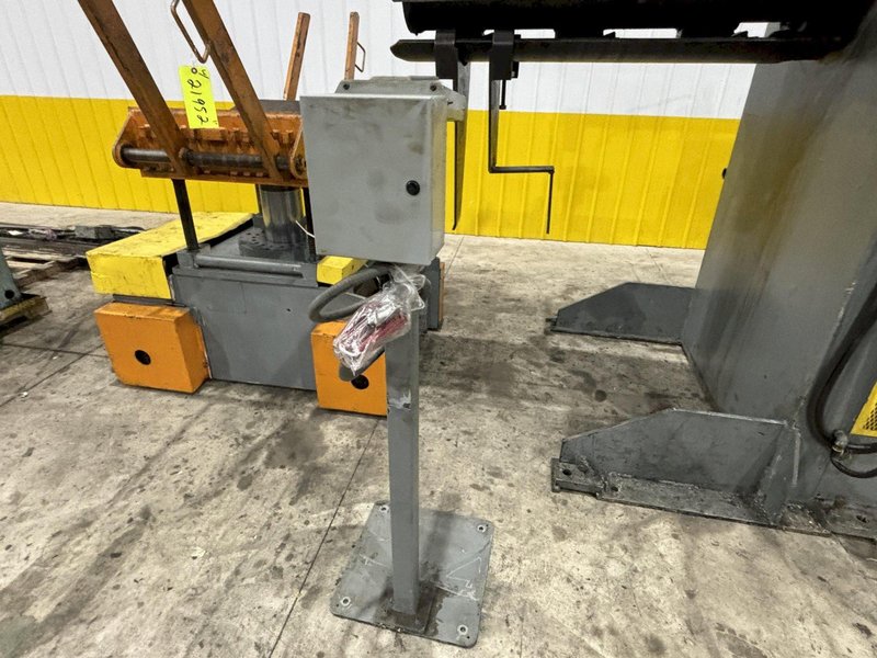 30,000 LB X 60&quot; SESCO MODEL #55-523 MOTORIZED COIL REEL UNCOILER W/ COIL CAR: STOCK #21952
