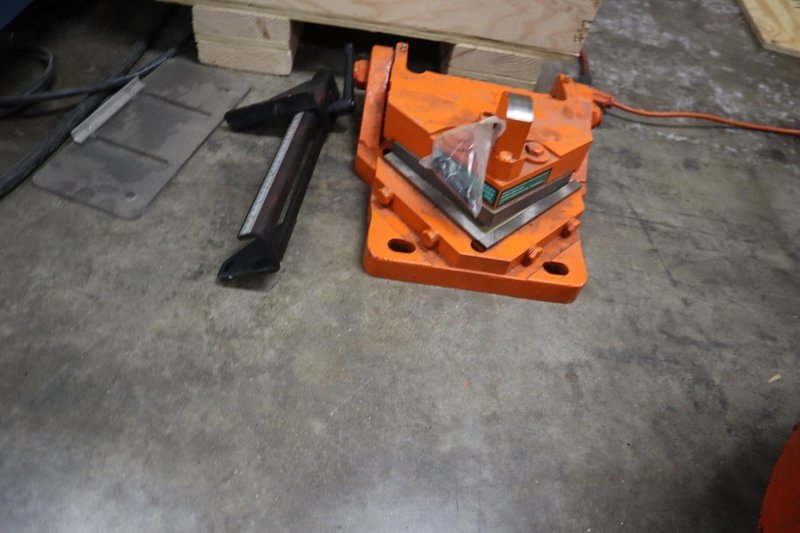 Scotchman 50514-EC 50 Ton Hydraulic Ironworker, Flat Shear, Angle Shear, Brake, Punch, Notcher