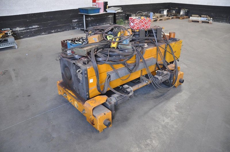 Konecranes 25 ton + 2 carriages