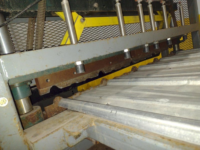 48" DIXIE MACHINE AIR OPERATED PANEL CROP SHEAR: YOBRO #24966