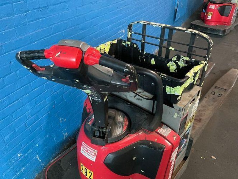 Raymond  8000 Lbs  Electric Pallet Jack  - 8410
