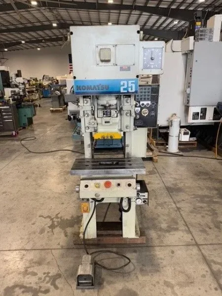 KOMATSU  OBS-25  25 Ton Gap Frame Press 1995’ # 7224