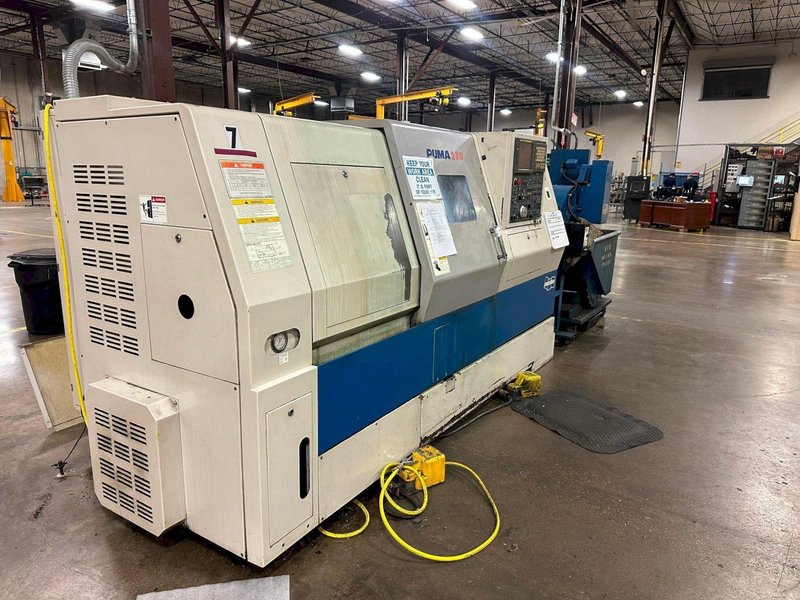 Doosan Puma 280 CNC Lathe, 2007 – Low Hours, 10″ Chuck