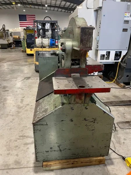 PIRANHA P-90  90 Ton Hydraulic Ironworker 1994’ USA 7118