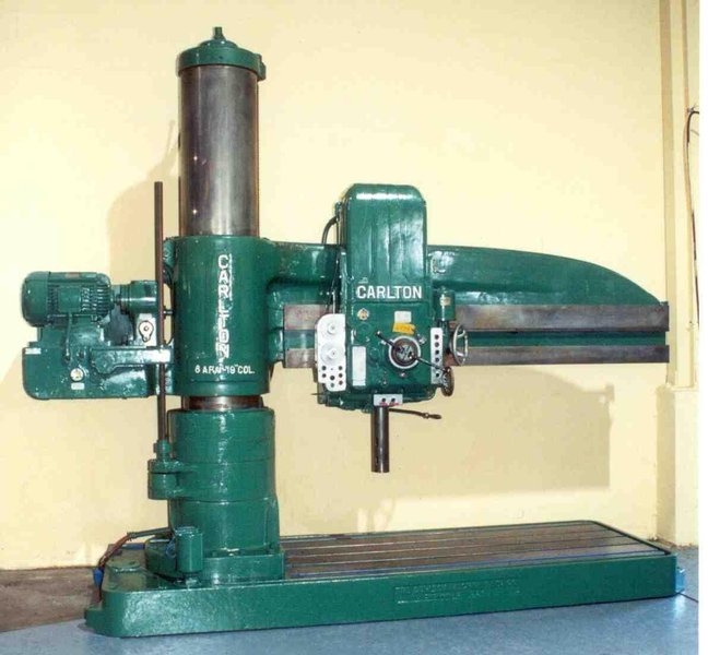 8&#039; X 19&#039; CARLTON RADIAL DRILL:  STOCK #5629