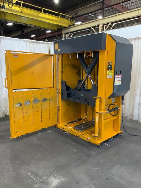 BRAMIDAN MODEL X30 VERTICAL BALER: STOCK #81209