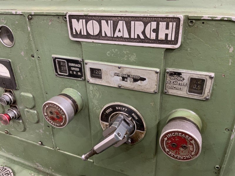24" X 192" MONARCH MODEL 2516 SERIES 80 ENGINE LATHE: STOCK #81440