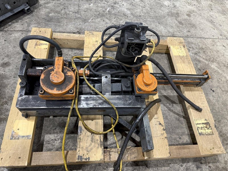 AIR FEED GRIP FEEDER: STOCK #23308
