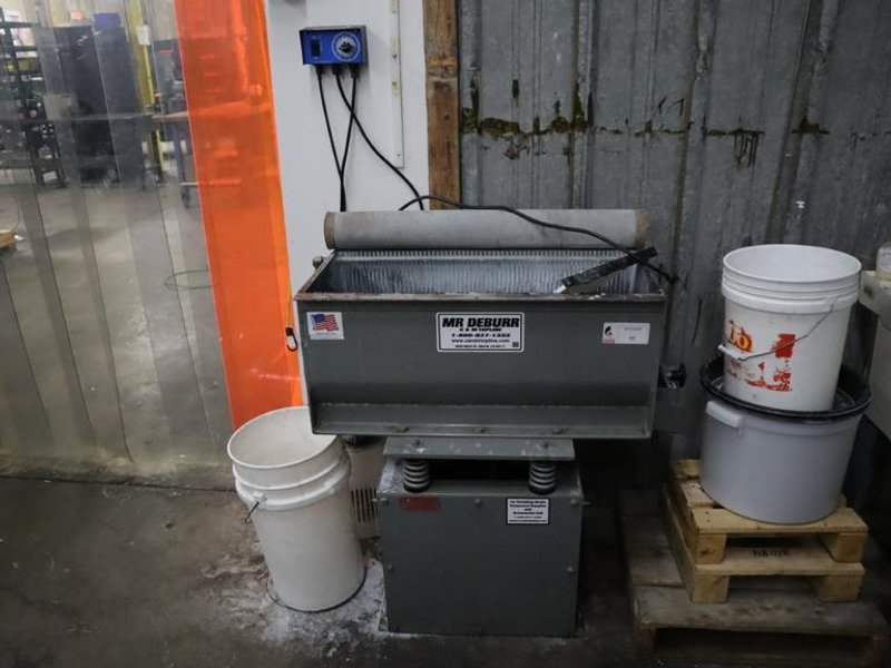 C&amp;M Topline Mr Deburr 300 Vibratory Deburring Machine - Single Phase- Auction Item