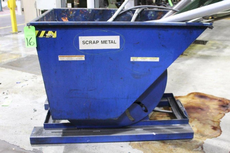 1 YARD X 6,000 LBS VESTIL MODEL #D-HOP-100-HD SELF DUMPING HOPPER: STOCK #22487