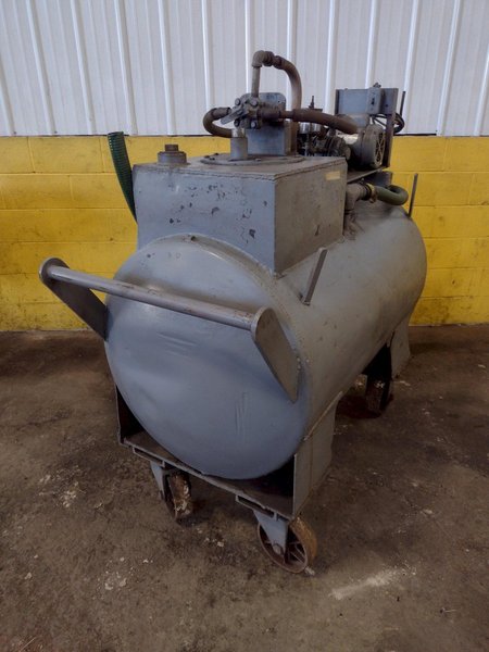 VACUUM PUMP WITH ACCUMULATOR TANK ON WHEELS: STOCK 17376