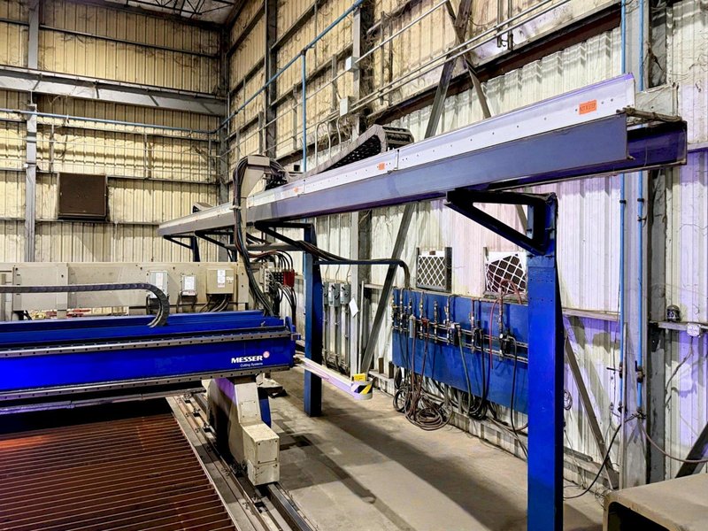 Messer MPC 2000 10&#039; x 42&#039; Plasma/Oxy Cutting System