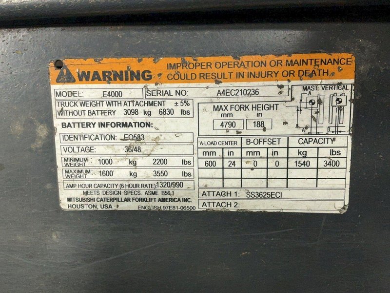 CATERPILLAR 3550 LBS ELECTRIC FORKLIFT  -  E4000