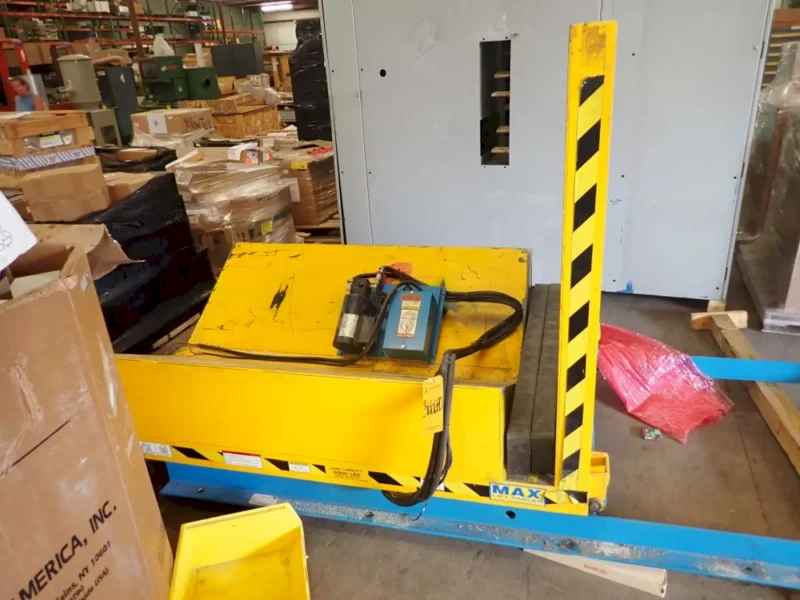 6,000 LBS MAX MODEL #LPTT-UP-060-90 LIFT TABLE: YOBRO #25892