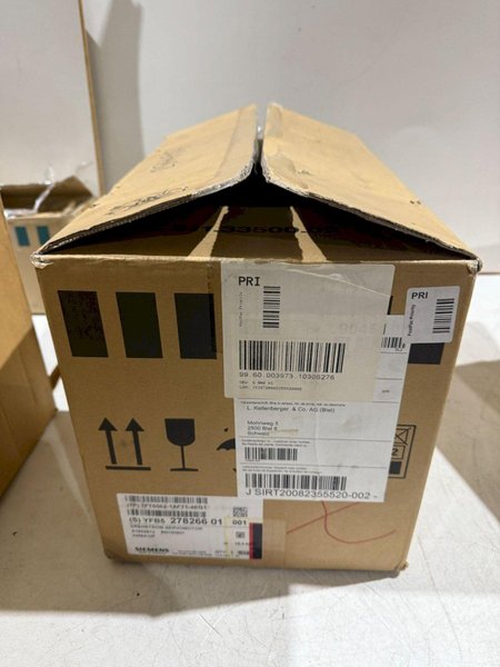 SIEMENS 1FT6062-1AF71-4EG1 SERVO MOTORS NEW WITH BOX