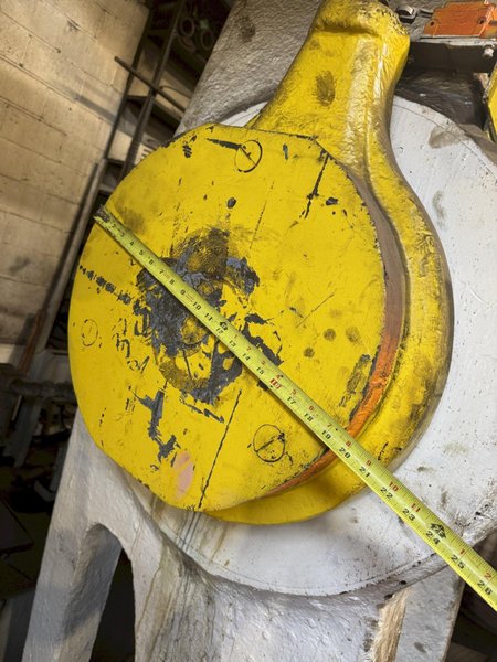 400 TON X 108&quot; CHAMBERSBURGH WHEEL PRESS. STOCK # 0889025