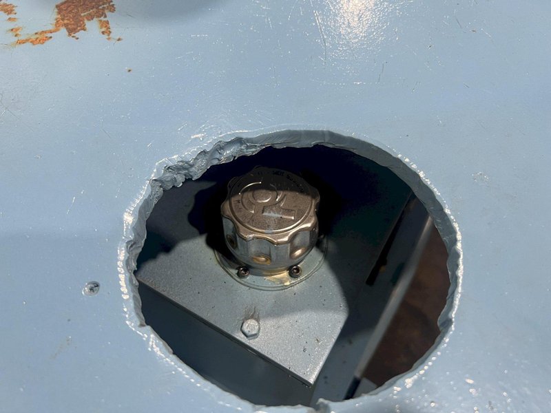 5,000 LBS x 72" ACCRA HORIZONTAL PALLET TYPE MOTORIZED COIL REEL UNCOILER: STOCK 18986