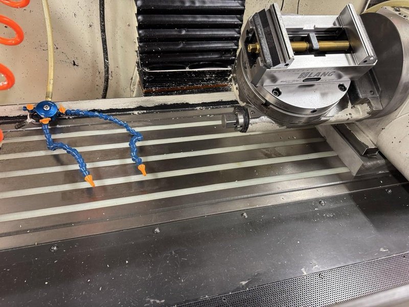 Millport Red Rhino CNC Knee Mill, 2006 – Troyke 5-Axis Rotary, Centroid M400 CNC Controller