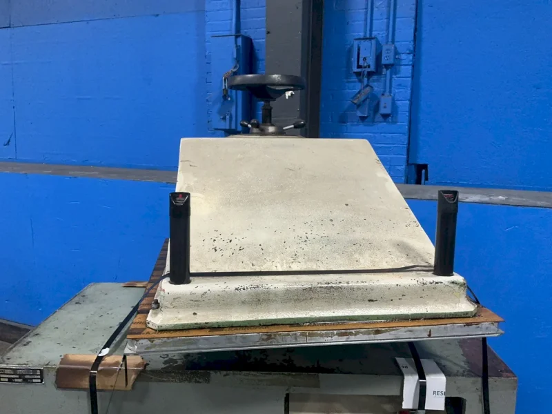 19” X 39” DIE CUT MACHINE  -  TBS.G 24
