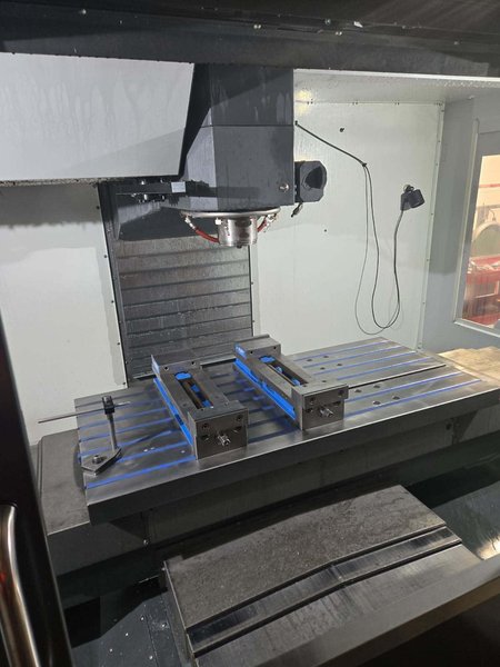 2020 HAAS VF-3SSYT Vertical Machining Center 
Machine is in excellent condition and available for inspection under power.
