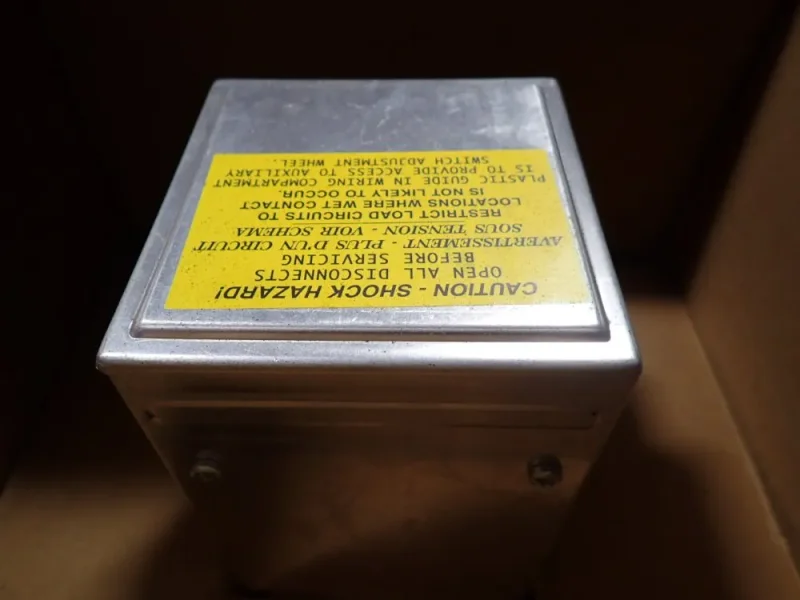 SCHNEIDER ELECTRIC ELECTRIC ACTUATOR  -  MP-423-0-0-2