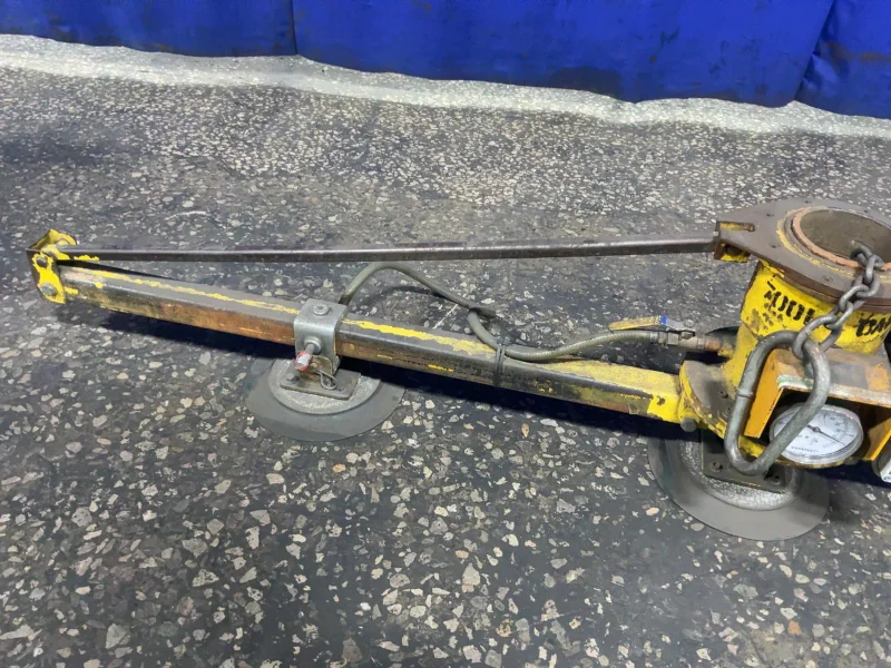 ANVER 700 LBS VACUUM SHEET LIFTER