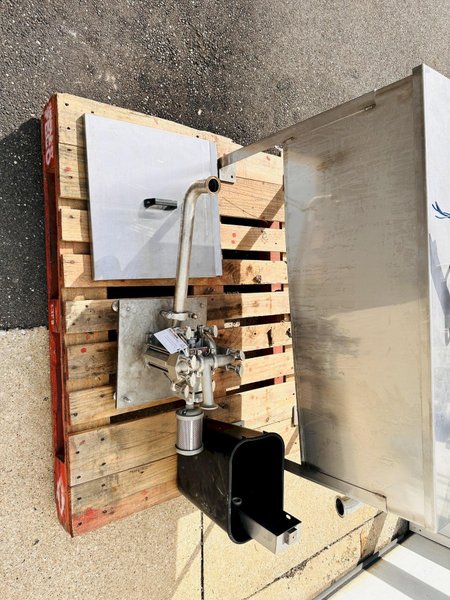 Cozzoli IFLM Four Headed Filler ||  Inline Fill-To-Level  ||  Manual Filler