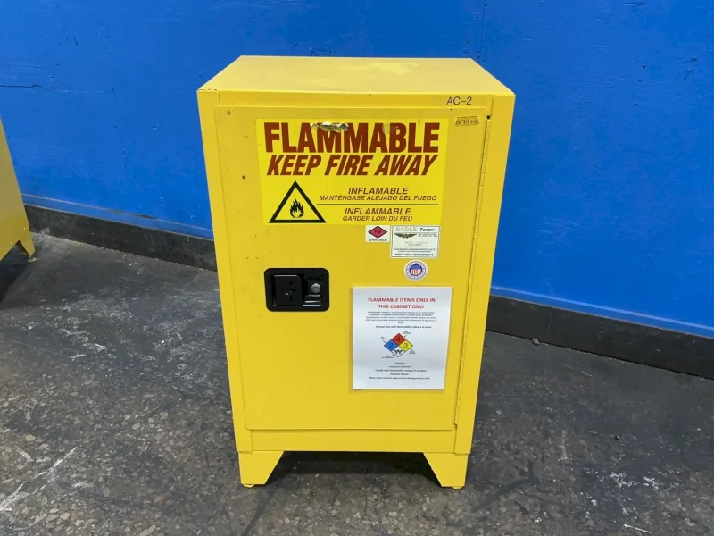 EAGLE 12 GALLONS FLAMMABLE LIQUID STORAGE CABINET  -  1925LEGS