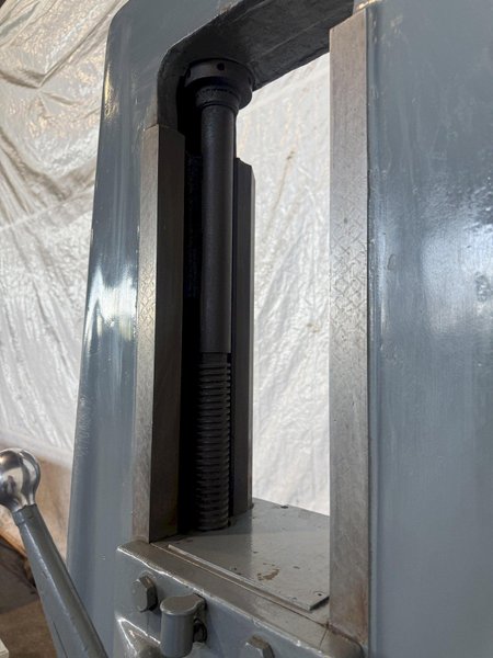 3" GIDDINGS &amp; LEWIS 300-T TAILSTOCK. STOCK #0544026