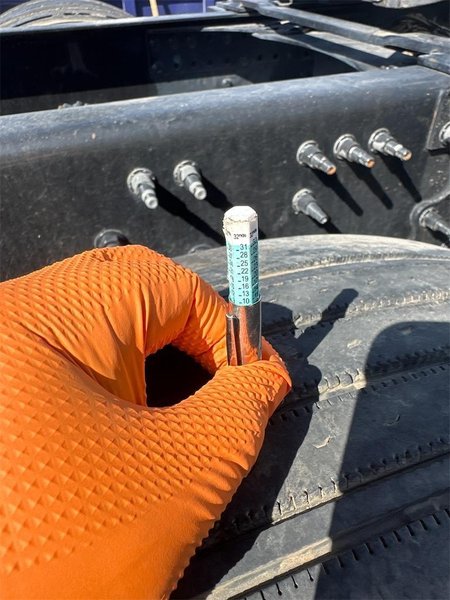 2023 Volvo VNL64T860 4V4NC9EJ5PN307510