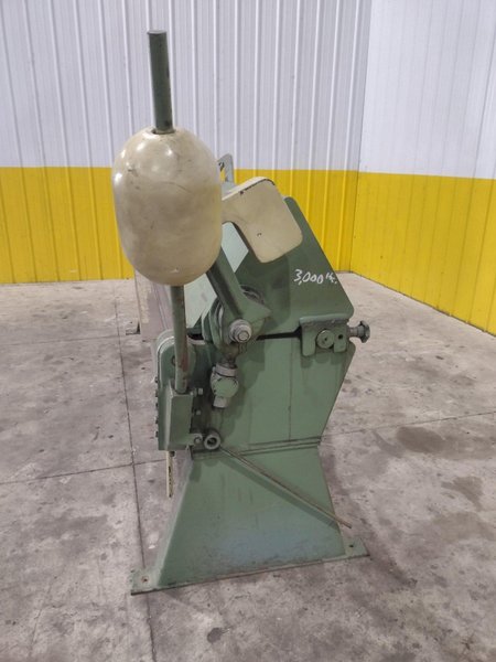 8' X 12 GA CHICAGO D&amp;K MODEL #SB-812 HAND BENDING APRON BRAKE: STOCK #23717