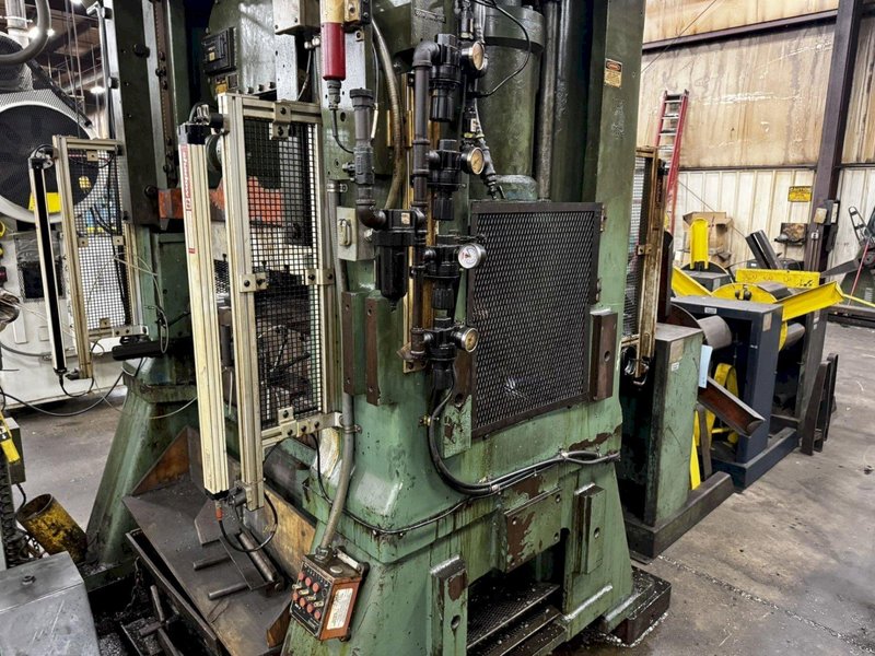 150 TON MINSTER E2-150-42-30 HEVI-STAMPER STRAIGHT SIDE PRESS. STOCK # 0882825