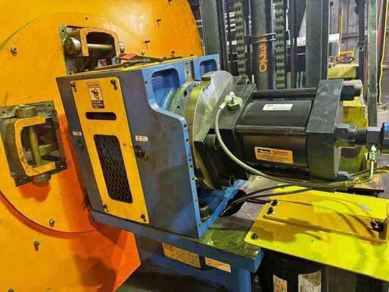 6,000# x 14" Machine Concepts Uncoiler