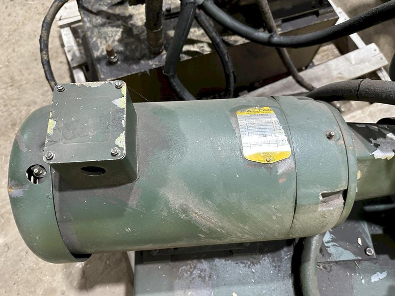 60&quot; X 30&quot; X 20HP PIQUA MODEL #30 VERTICAL HYDRAULIC CARDBOARD BALER: STOCK 17412