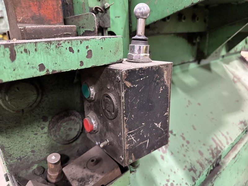 50 Ton Piranha P3-50 Hydraulic Ironworker, 1998 – Tooling