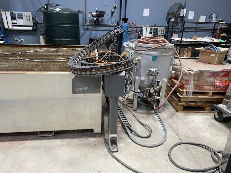6′ x 10′ Flow Mach 2030B CNC Waterjet, 2015