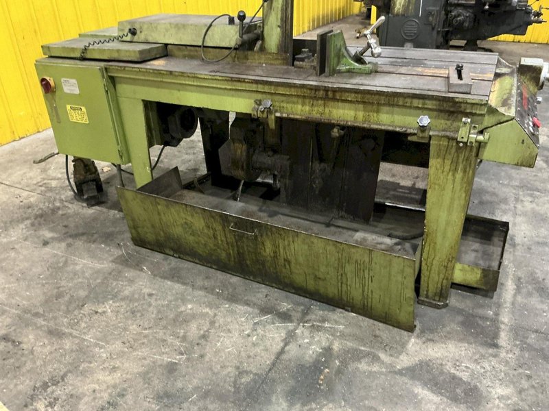 20" X 18" STARTRITE MODEL #VT460 VERTICAL TILT FRAME BANDSAW: YOBRO #25932