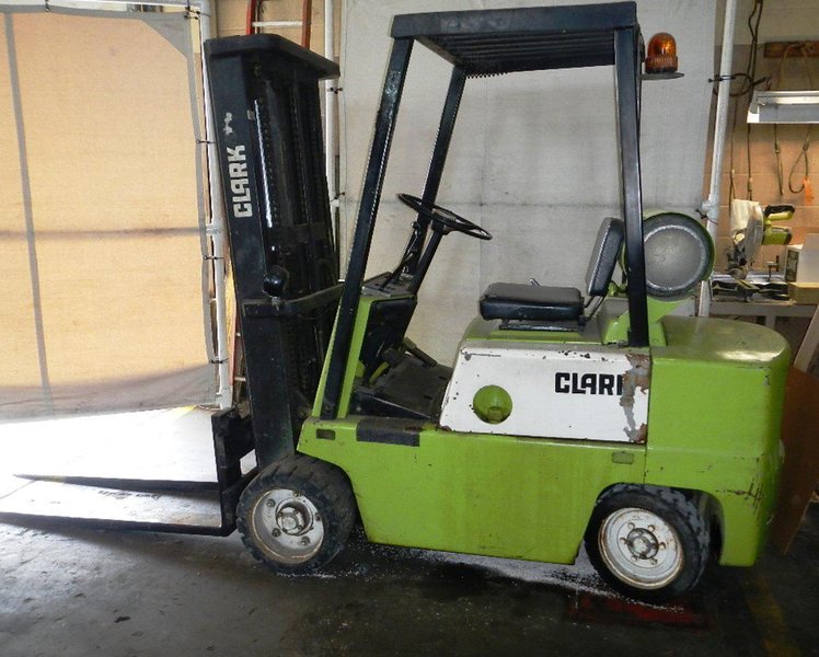 5500 CLARK  LP GAS FORKLIFT: STOCK #78625