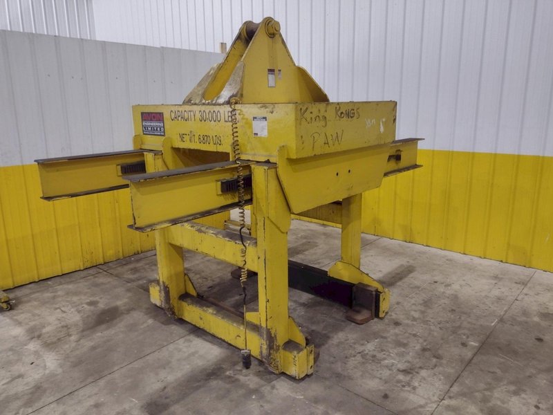 30,000 LBS AVON ENGINEERING LIMITED MODE 5160-04 PALLET/SHEET LIFTER: STOCK #23559