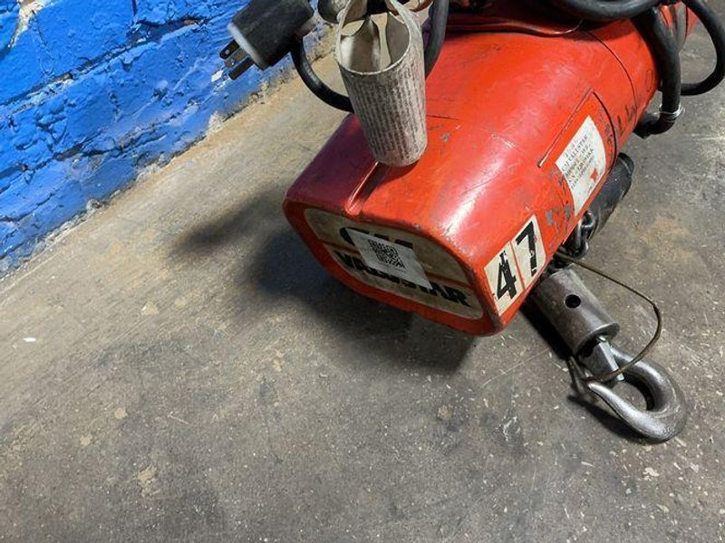 CM 1/4 TON ELECTRIC CHAIN HOIST   -  WB