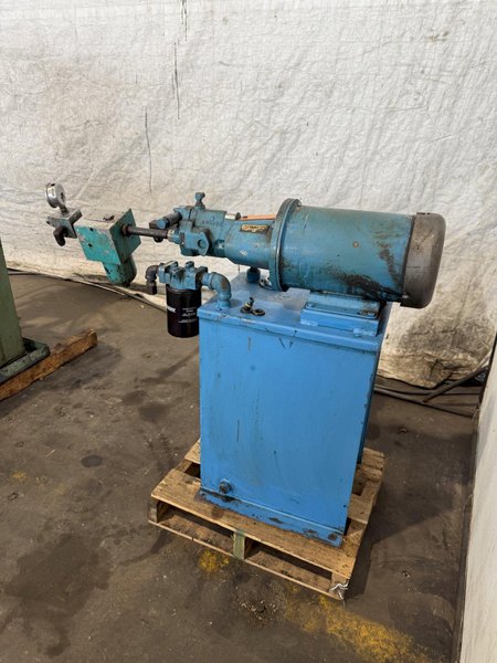 5,000 PSI HYDRAULIC PUMP UNIT W/ BALDOR MOTOR. STOCK # 1003325.