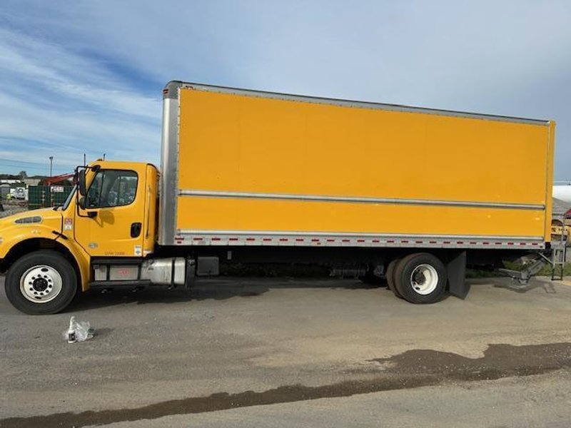 2020 Freightliner M2 106 3ALACXFC8LDLN6122