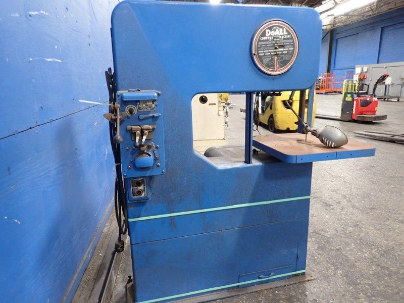 DOALL 16" THROAT VERTICAL BAND SAW  -  3012-U