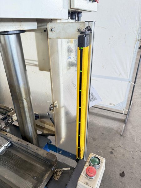 50 TON BP POWER ENGINEEERING FOUR POST HYDRAULIC PRESS (2014). STOCK # 0130425.